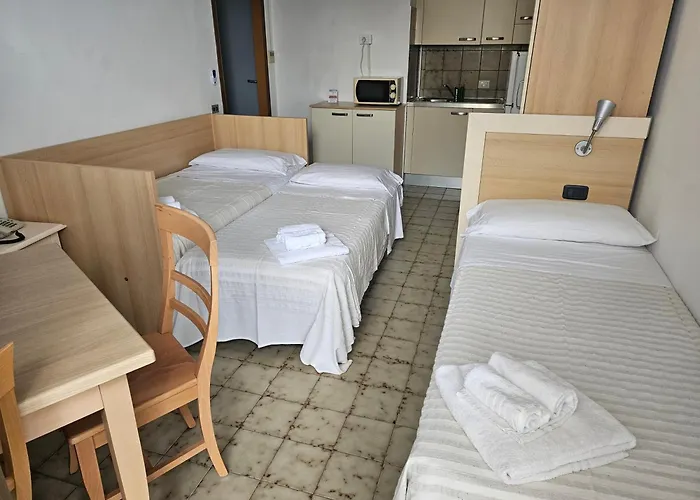 & Stella Maris Otel 3*