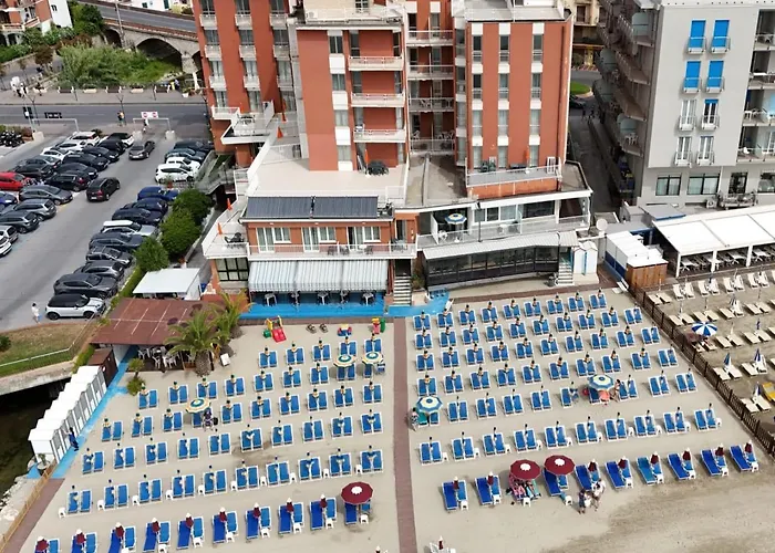 & Stella Maris 3* Pietra Ligure